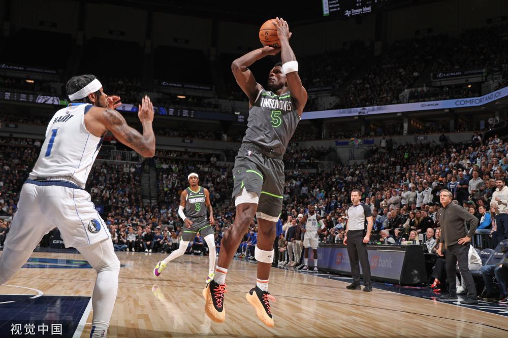 的共同影响 的共同影响