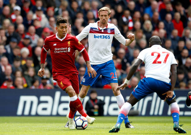 纳在球员健 纳在球员健